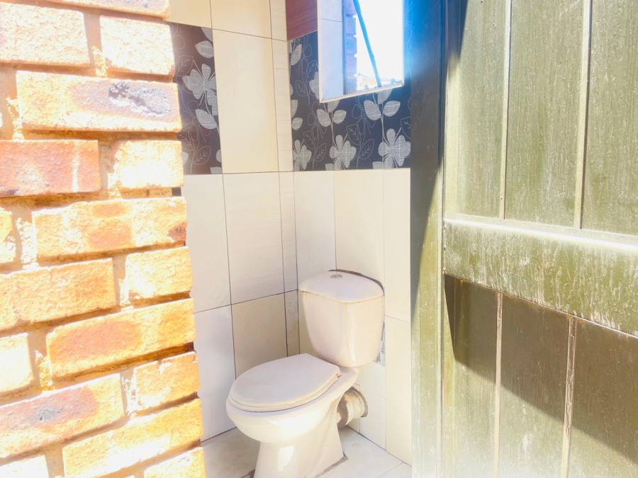 4 Bedroom Property for Sale in Tladi Gauteng