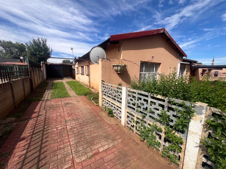 6 Bedroom Property for Sale in Vanderbijlpark Gauteng
