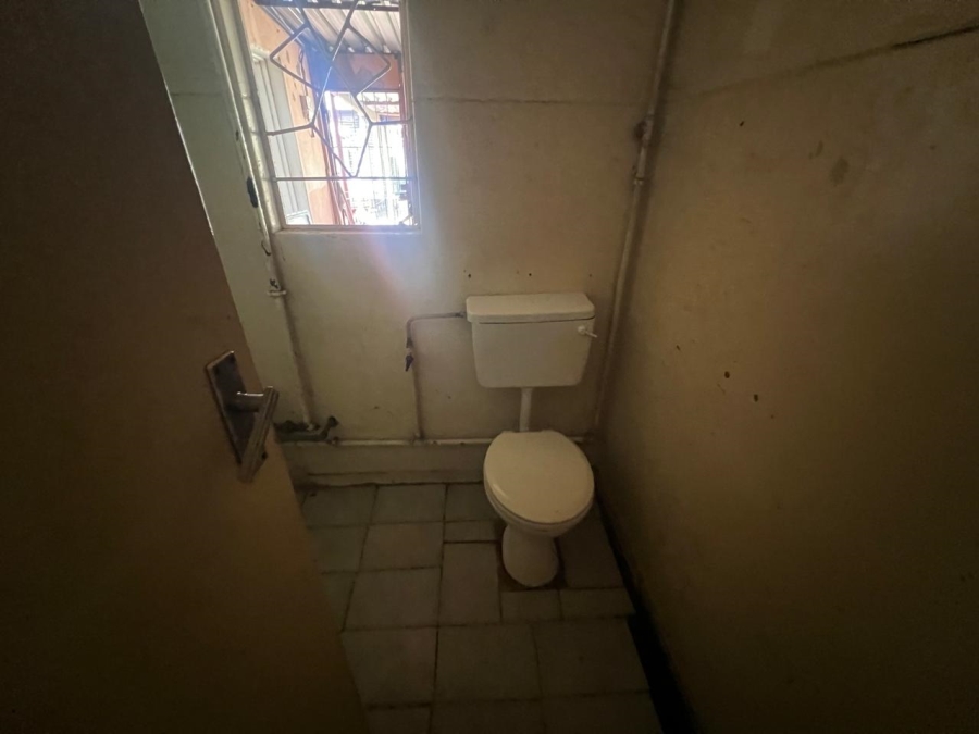 6 Bedroom Property for Sale in Vanderbijlpark Gauteng