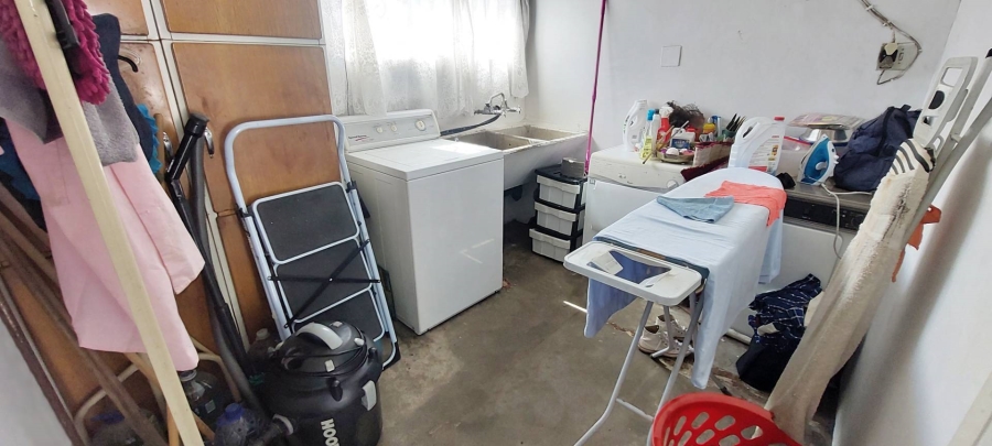 4 Bedroom Property for Sale in Raceview Gauteng