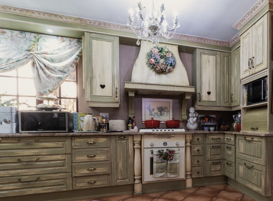 6 Bedroom Property for Sale in Alberante Gauteng