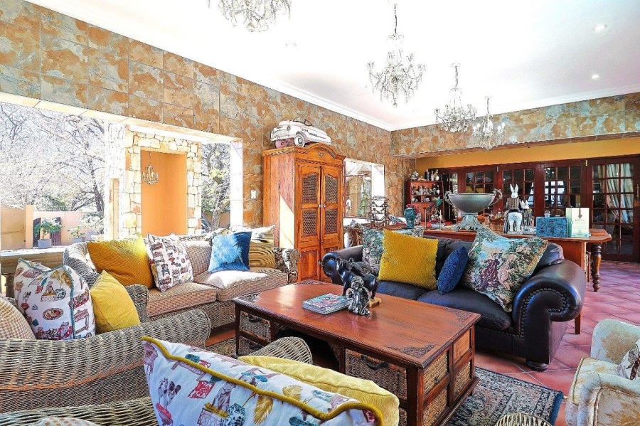 6 Bedroom Property for Sale in Alberante Gauteng