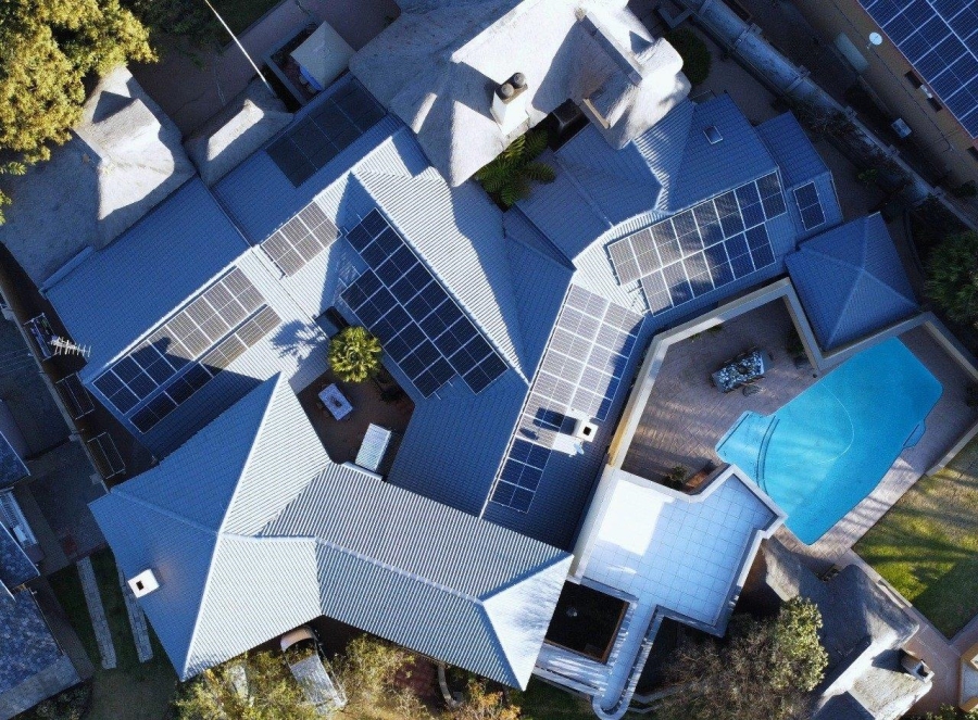 6 Bedroom Property for Sale in Alberante Gauteng