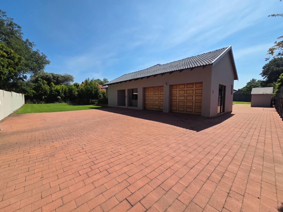 3 Bedroom Property for Sale in Brackenhurst Gauteng