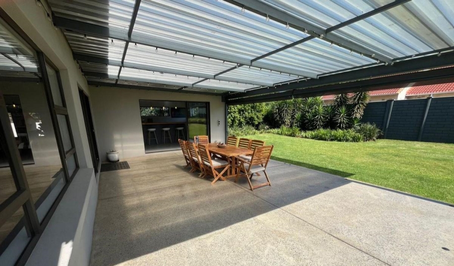 3 Bedroom Property for Sale in Brackenhurst Gauteng