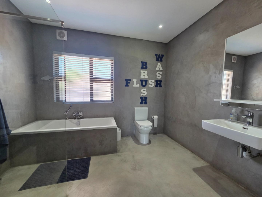3 Bedroom Property for Sale in Brackenhurst Gauteng