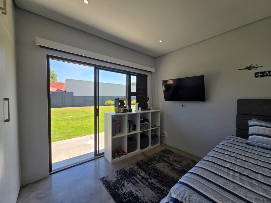 3 Bedroom Property for Sale in Brackenhurst Gauteng