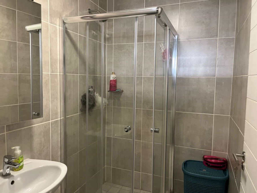 1 Bedroom Property for Sale in Zwartkoppies Gauteng