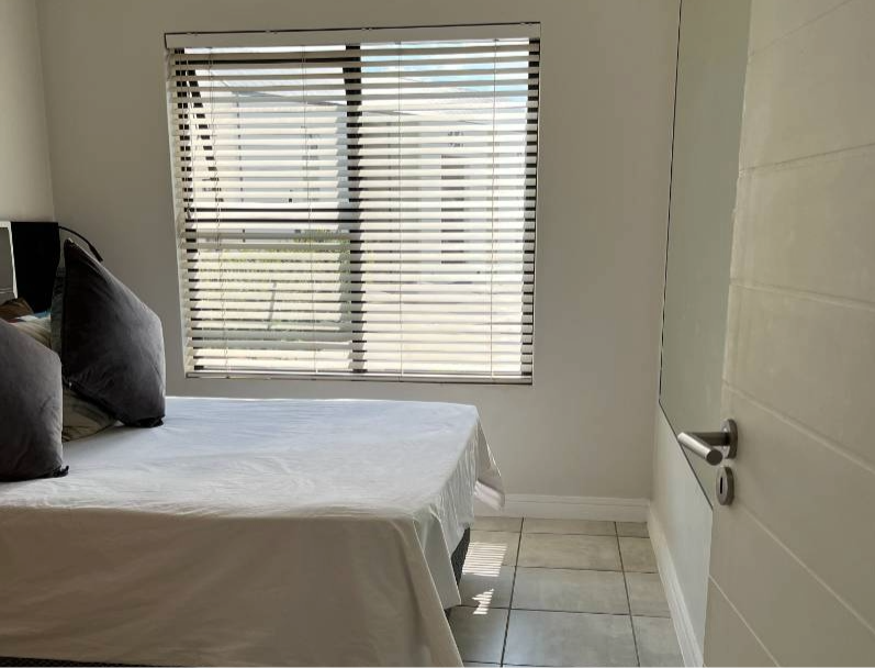 1 Bedroom Property for Sale in Zwartkoppies Gauteng