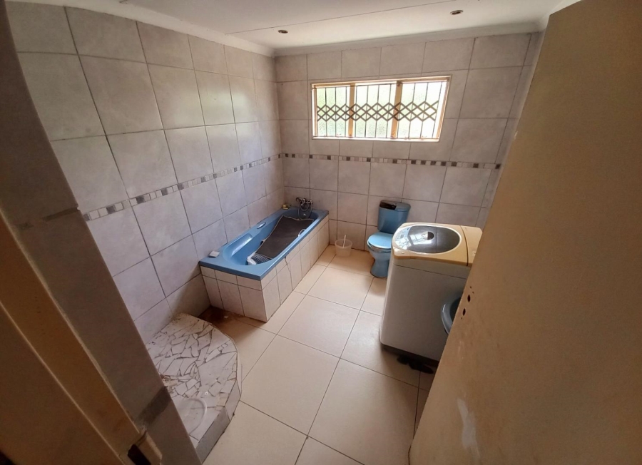 3 Bedroom Property for Sale in Lotus Gardens Gauteng