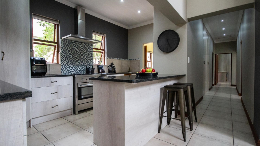 3 Bedroom Property for Sale in Midlands Estate Gauteng