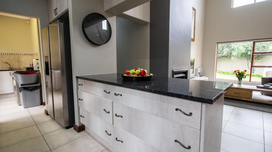 3 Bedroom Property for Sale in Midlands Estate Gauteng