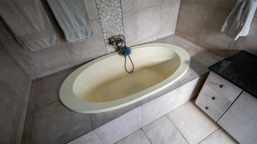 3 Bedroom Property for Sale in Midlands Estate Gauteng