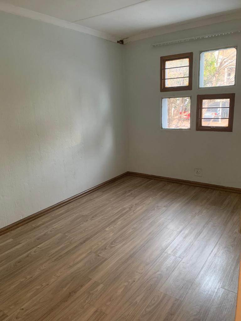 To Let 2 Bedroom Property for Rent in Sandown Gauteng