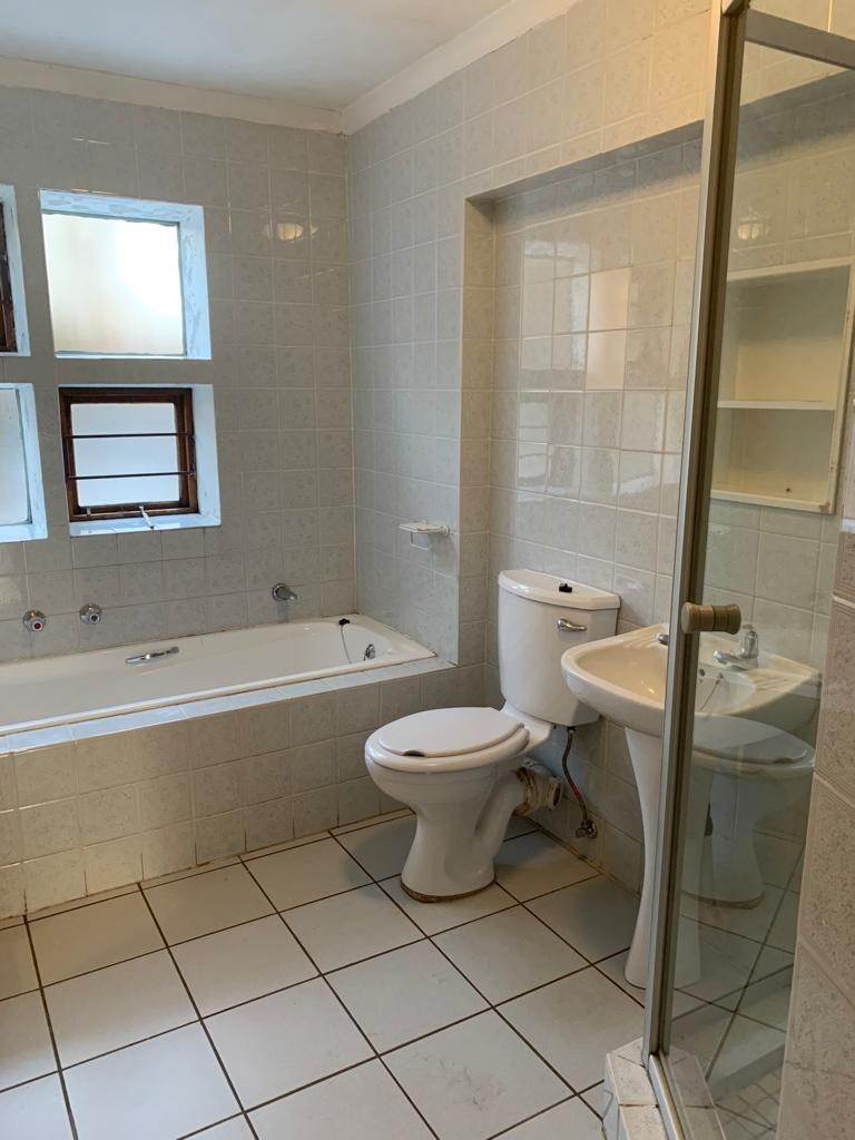 To Let 2 Bedroom Property for Rent in Sandown Gauteng