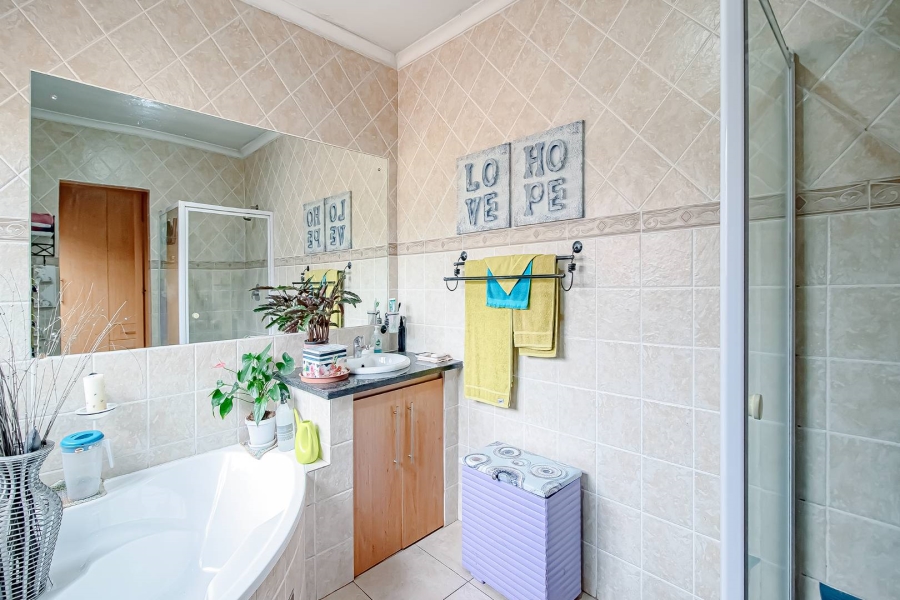 3 Bedroom Property for Sale in The Reeds Gauteng