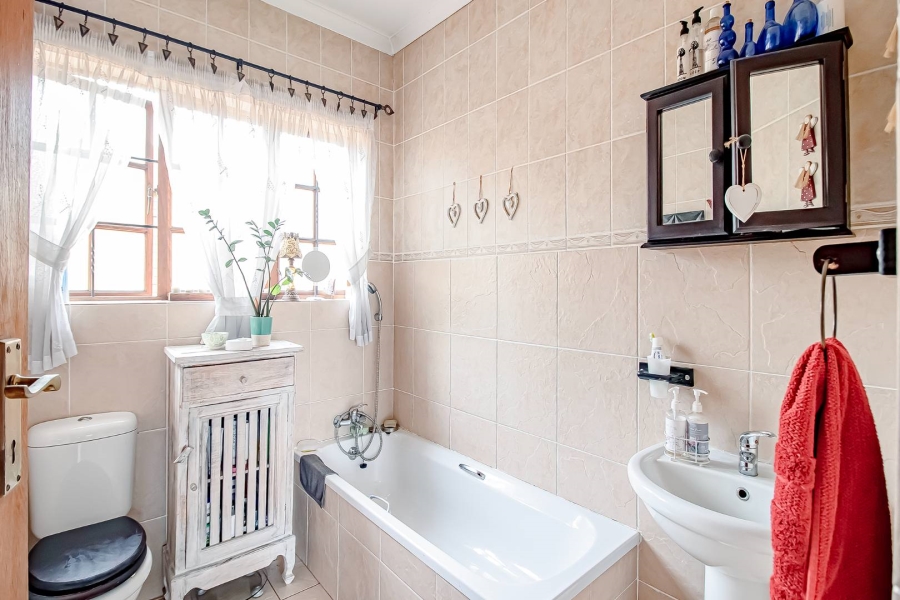 3 Bedroom Property for Sale in The Reeds Gauteng