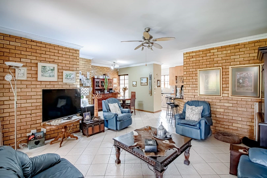 3 Bedroom Property for Sale in The Reeds Gauteng