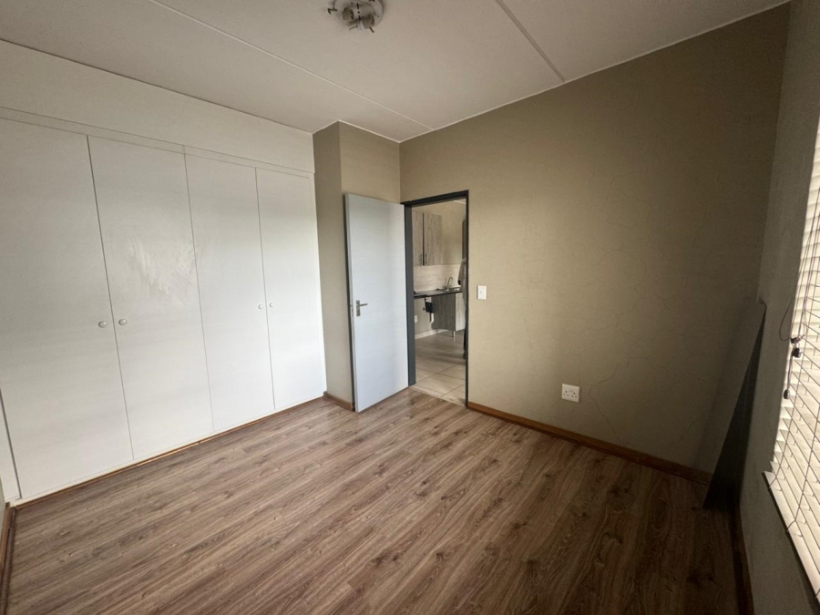 To Let 2 Bedroom Property for Rent in Glen Austin AH Gauteng