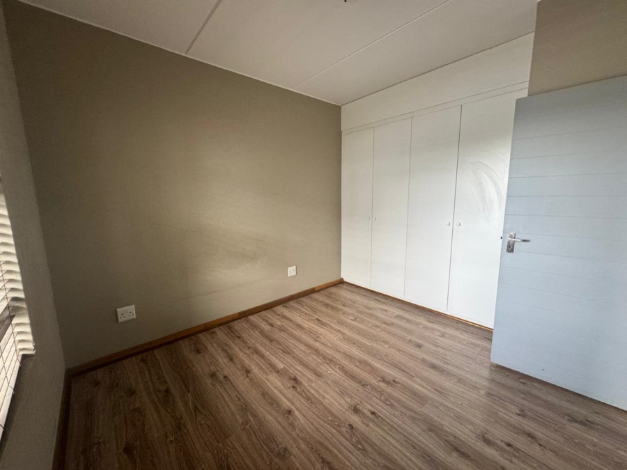 To Let 2 Bedroom Property for Rent in Glen Austin AH Gauteng