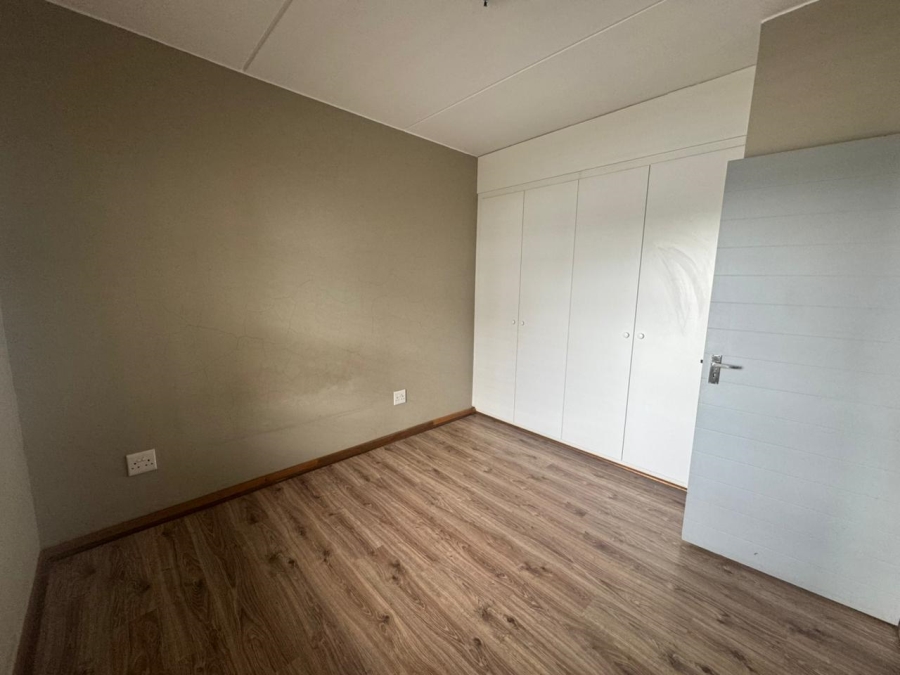 To Let 2 Bedroom Property for Rent in Glen Austin AH Gauteng