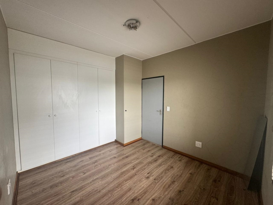 To Let 2 Bedroom Property for Rent in Glen Austin AH Gauteng