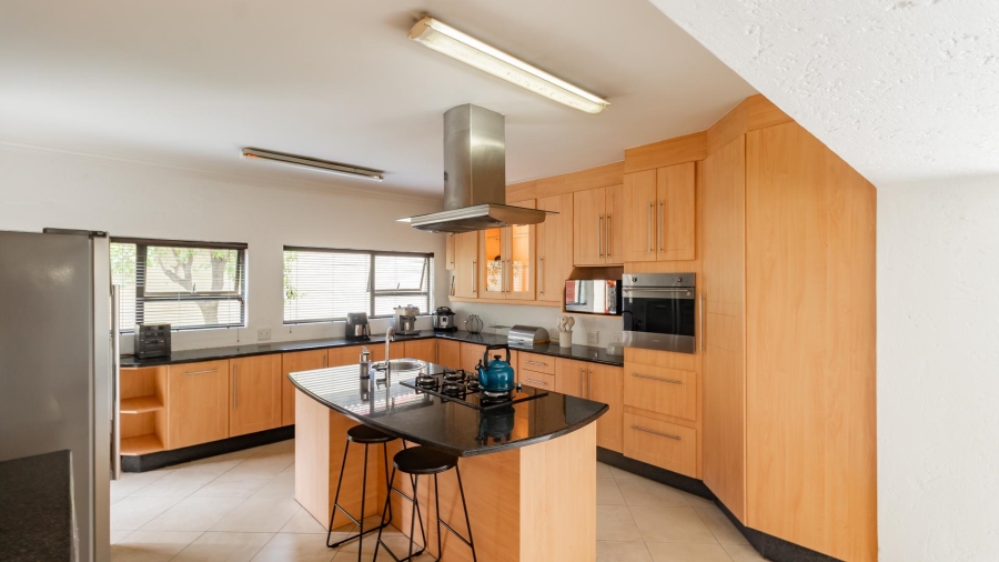 To Let 5 Bedroom Property for Rent in Dainfern Golf Estate Gauteng