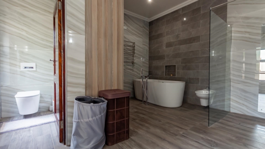 To Let 5 Bedroom Property for Rent in Dainfern Golf Estate Gauteng