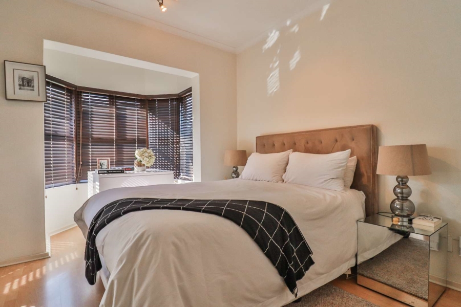 2 Bedroom Property for Sale in Bryanston Gauteng