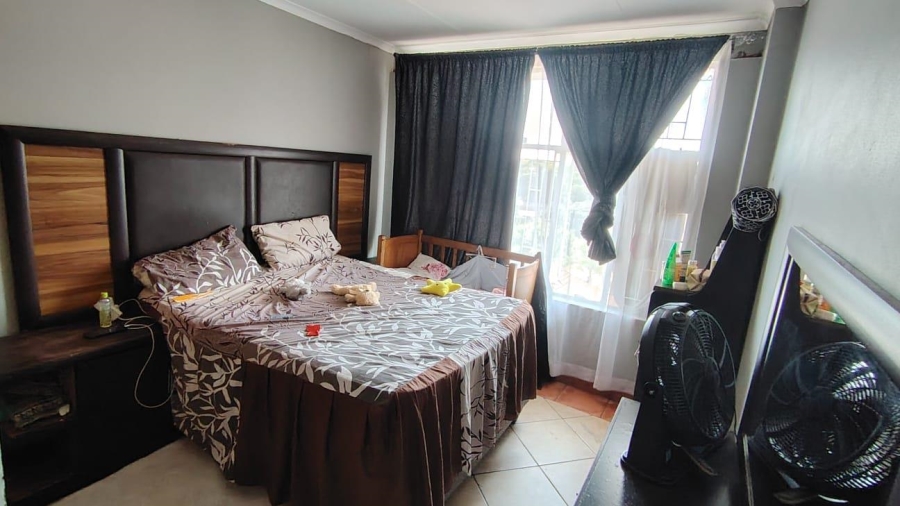2 Bedroom Property for Sale in Pretoria West Gauteng