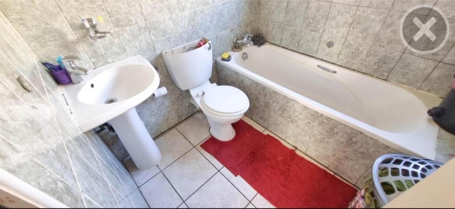 2 Bedroom Property for Sale in Norkem Park Gauteng