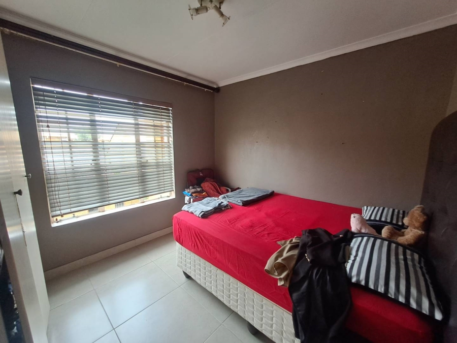 2 Bedroom Property for Sale in Eco Park Gauteng
