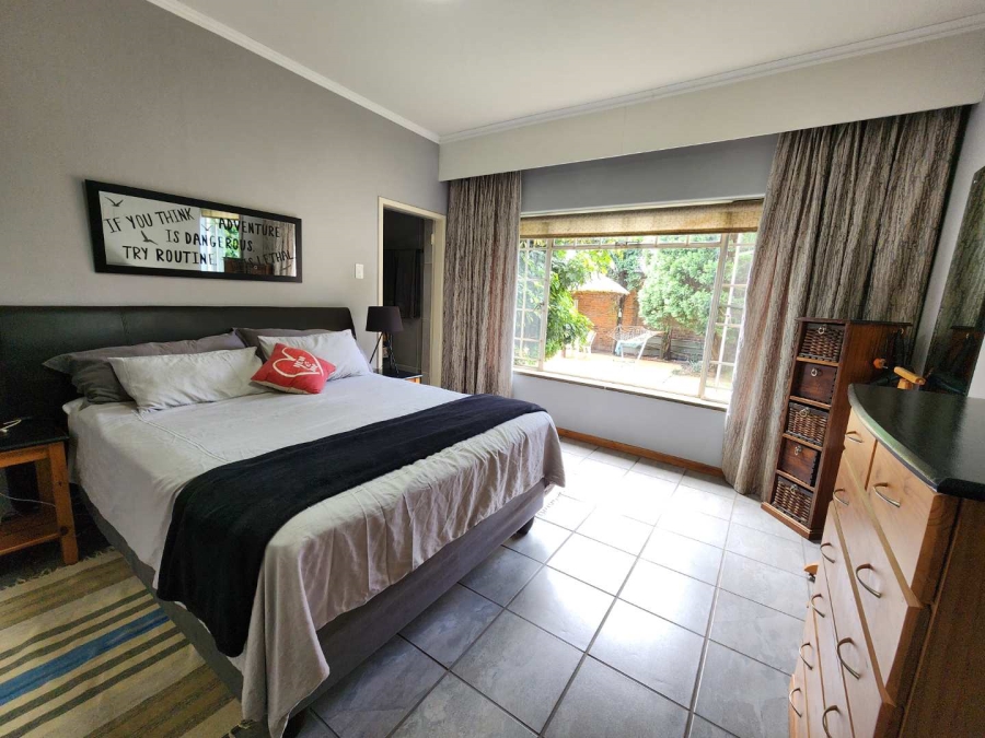 5 Bedroom Property for Sale in Queenswood Gauteng