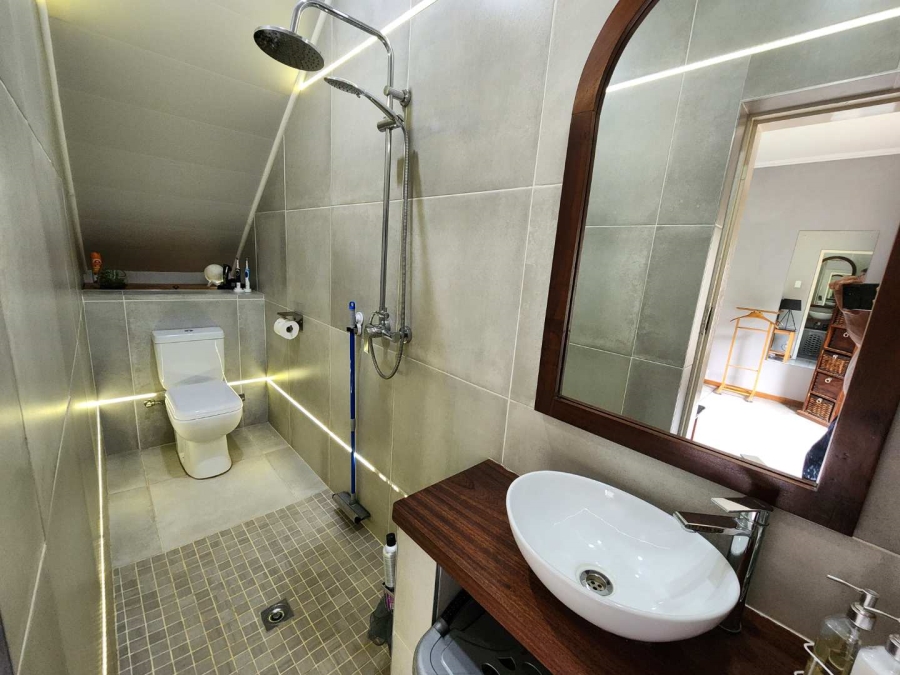 5 Bedroom Property for Sale in Queenswood Gauteng