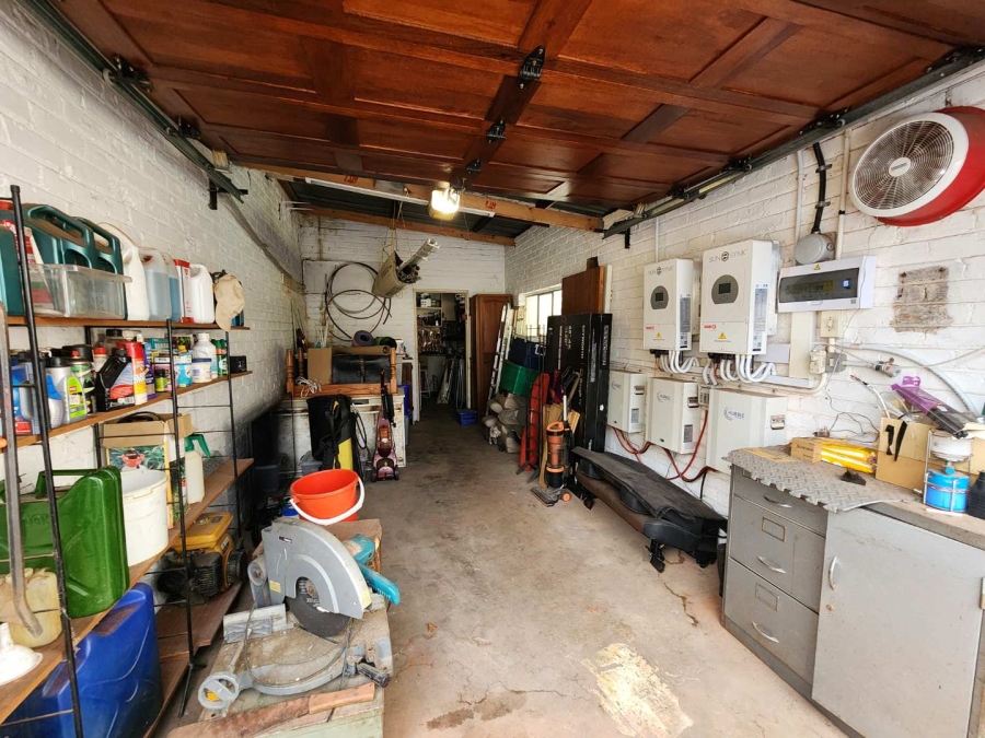 5 Bedroom Property for Sale in Queenswood Gauteng