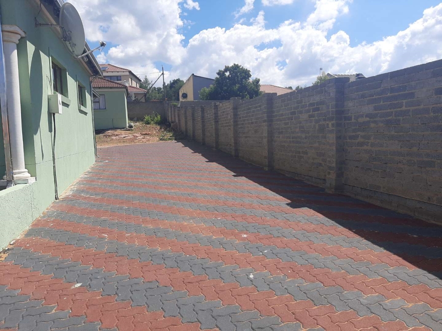 3 Bedroom Property for Sale in Ohenimuri Gauteng