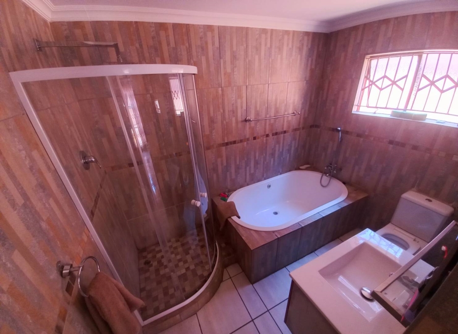 3 Bedroom Property for Sale in Soshanguve GG Gauteng