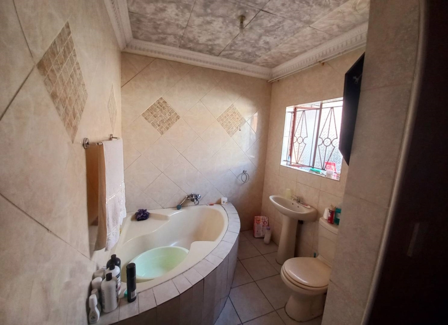 3 Bedroom Property for Sale in Danville Gauteng