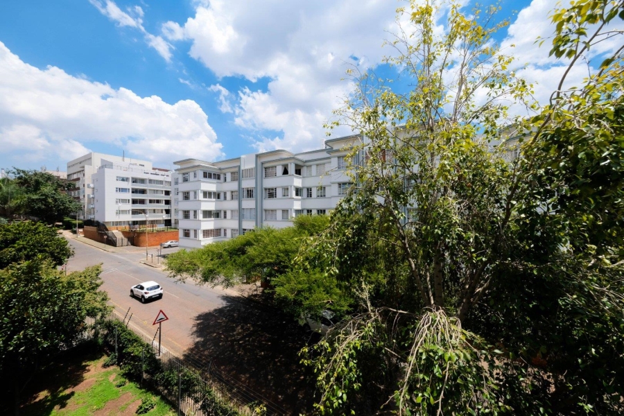 2 Bedroom Property for Sale in Killarney Gauteng