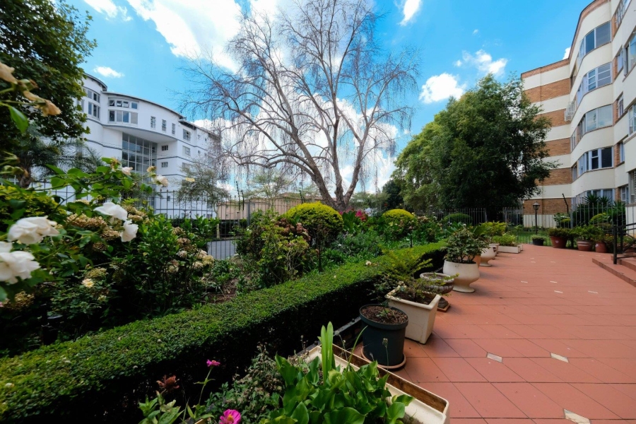 2 Bedroom Property for Sale in Killarney Gauteng