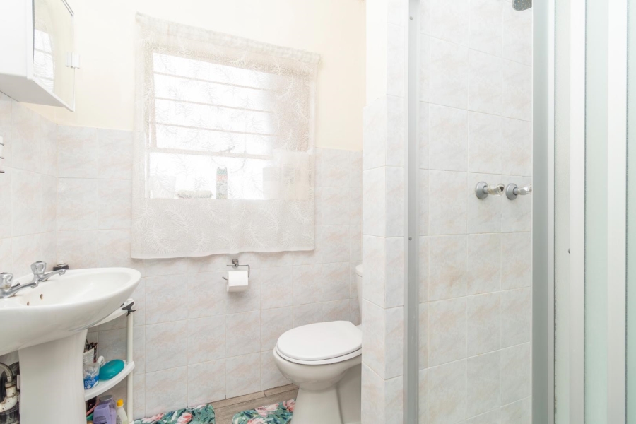 2 Bedroom Property for Sale in Ontdekkerspark Gauteng