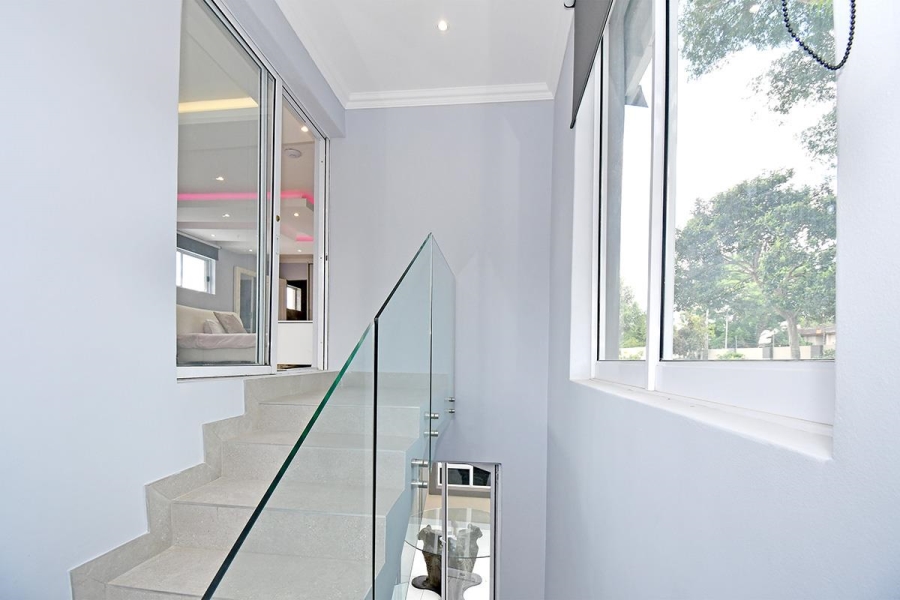 To Let 1 Bedroom Property for Rent in Parkmore Gauteng