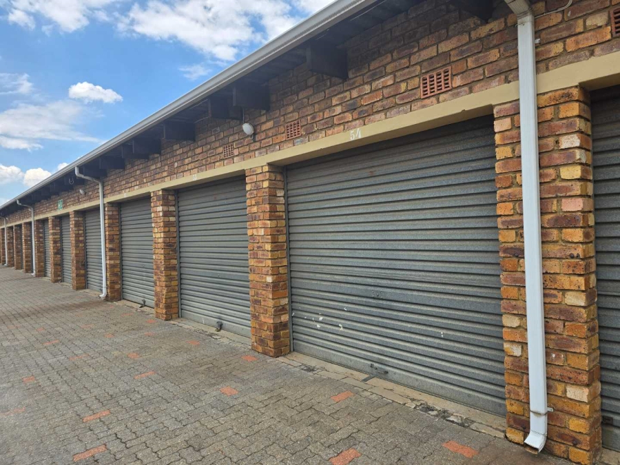 2 Bedroom Property for Sale in Albemarle Gauteng
