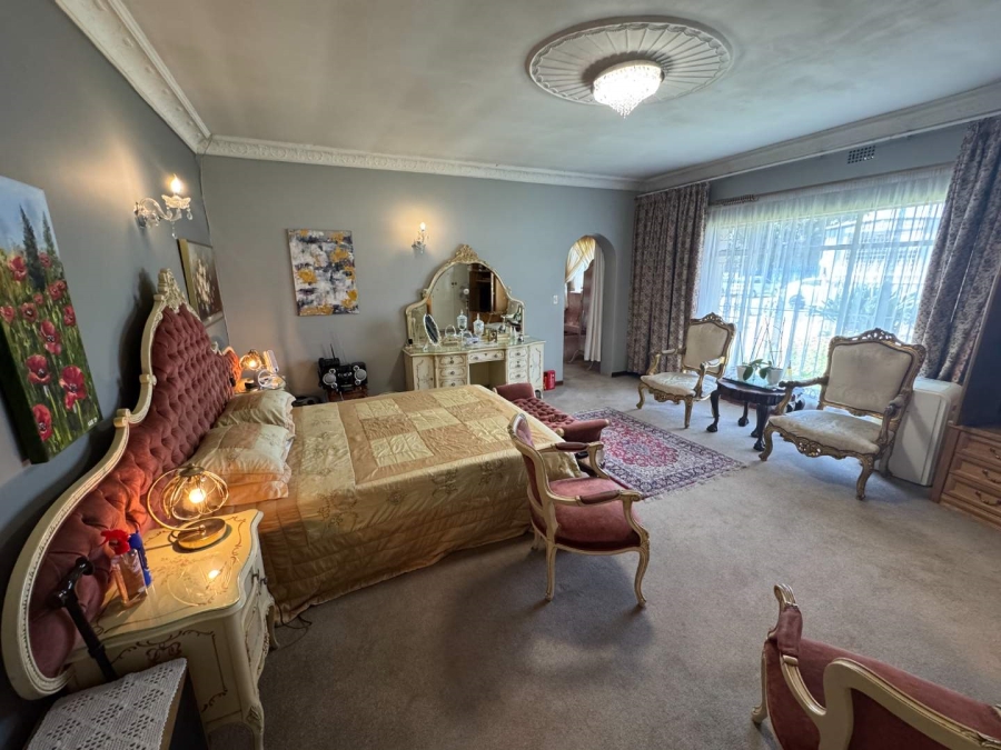 4 Bedroom Property for Sale in Raceview Gauteng