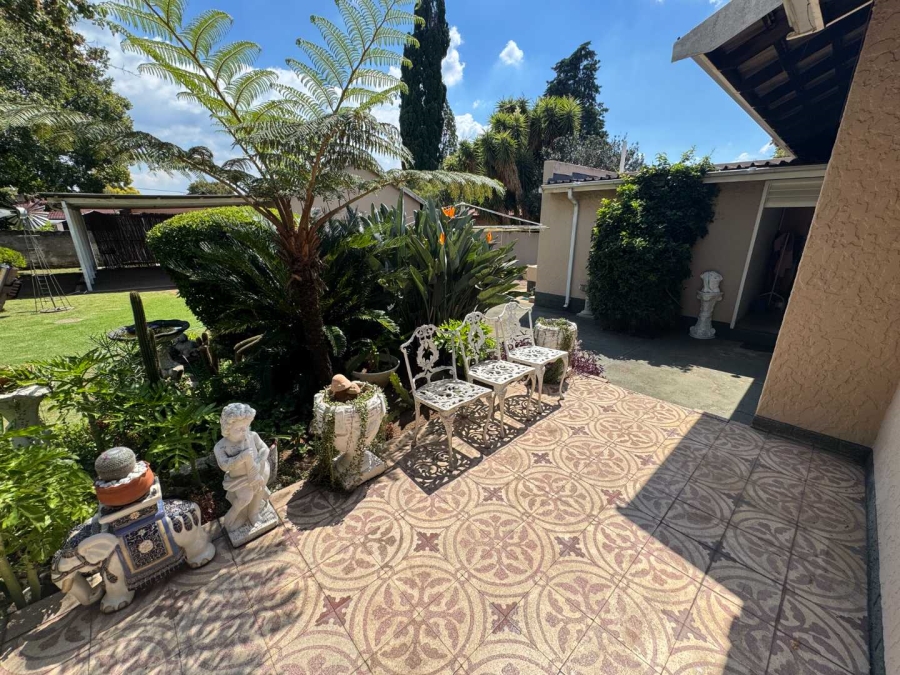 4 Bedroom Property for Sale in Raceview Gauteng