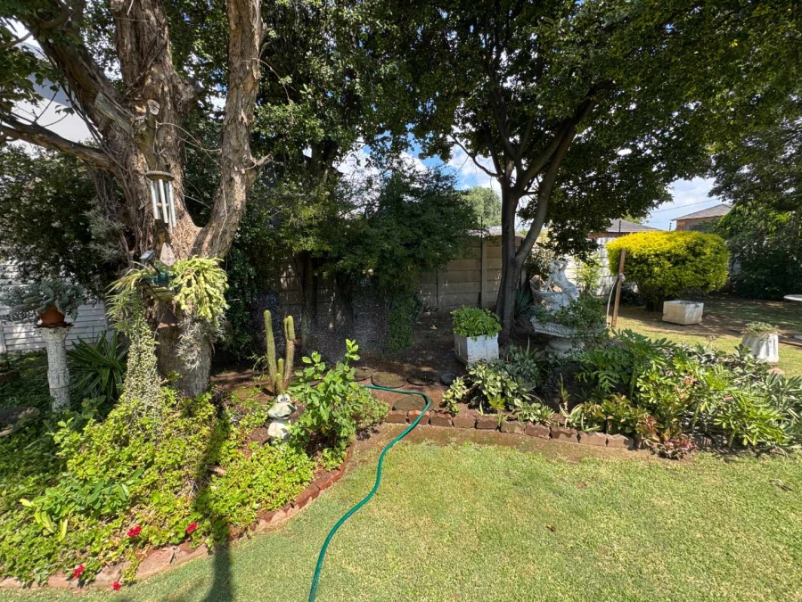 4 Bedroom Property for Sale in Raceview Gauteng