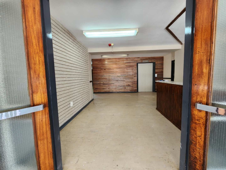 To Let 1 Bedroom Property for Rent in Sunnyside Gauteng