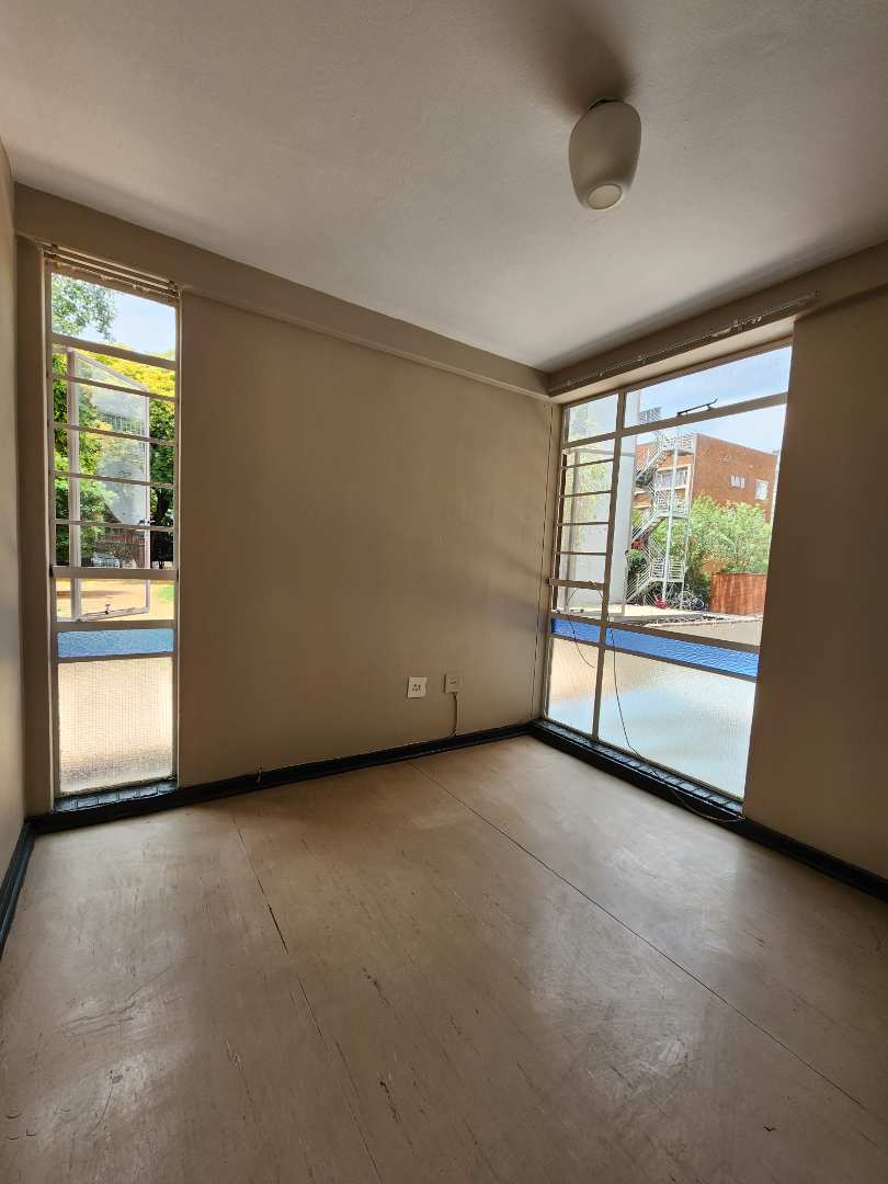 To Let 1 Bedroom Property for Rent in Sunnyside Gauteng