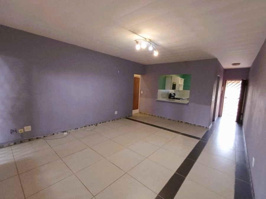 To Let 2 Bedroom Property for Rent in Ferndale Gauteng