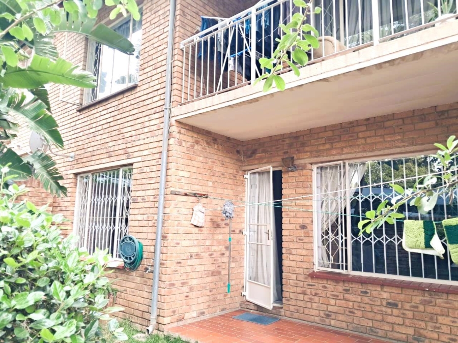 To Let 2 Bedroom Property for Rent in Ferndale Gauteng